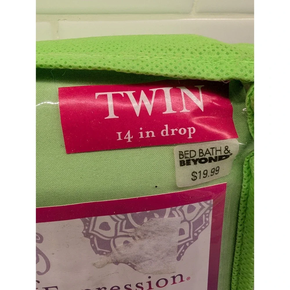 Self Expressions TWIN Tailored Kiwi Bedskirt NEW!